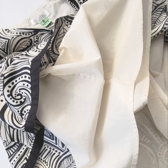 White House Black Market Black and White Patterned Skirt - Picture 4 of 8